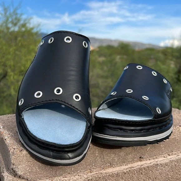 New Dr. Martens Silver Gromet Cut Out Black Vintage 90’s Chunky Slides Sandals - Picture 10 of 17